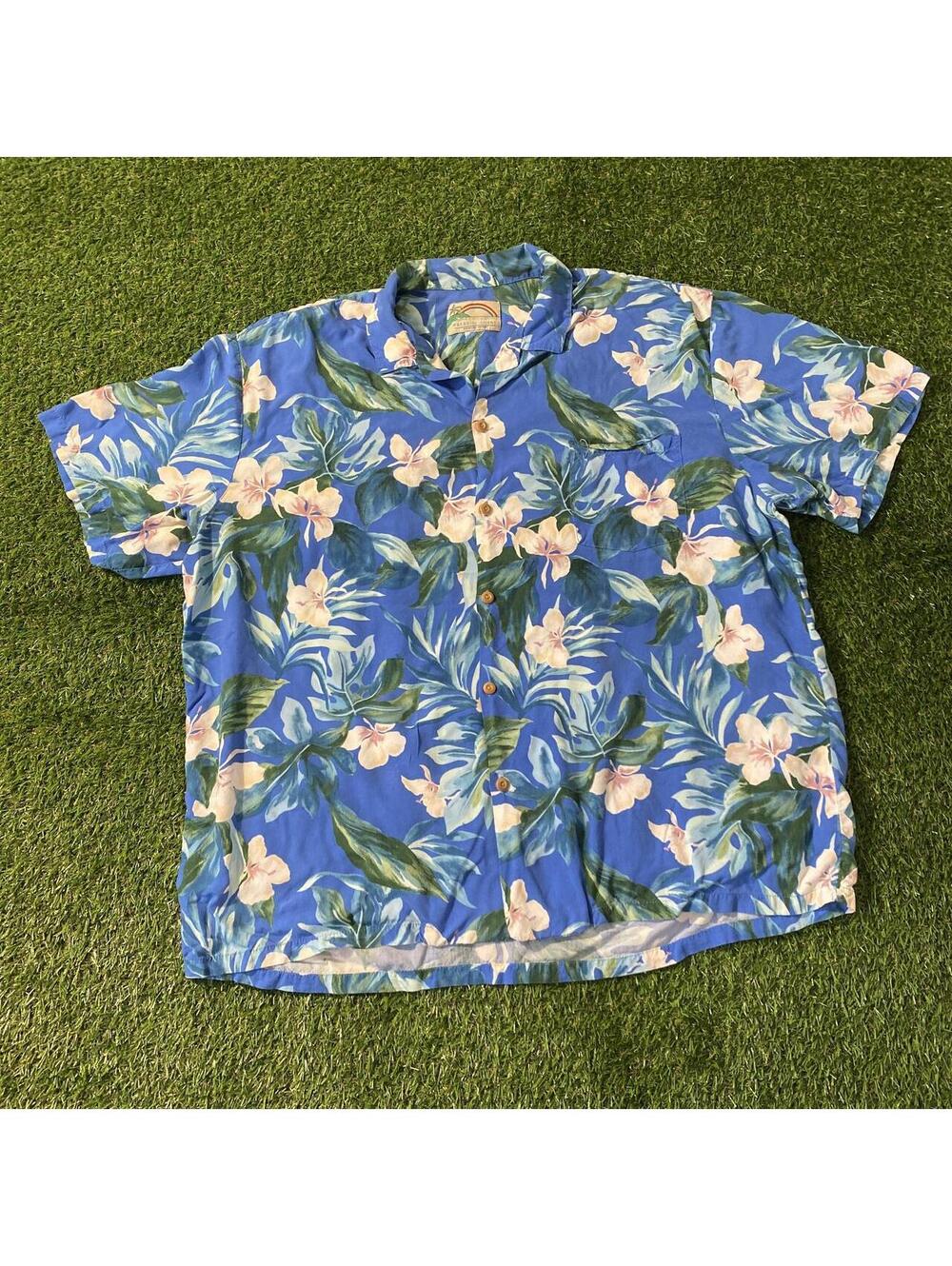 Vintage 70’s Paradise Found Single Stitch Blue Hawaiian shirt with pink flowers